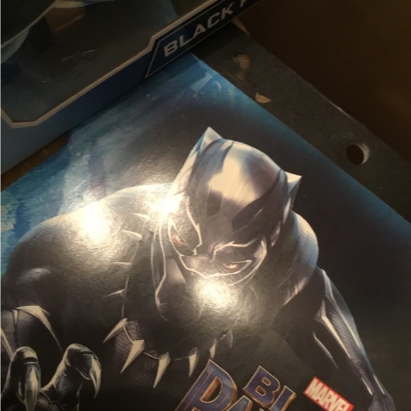 NEW 🤩🖤 BLACK PANTHER BUNDLE / Avengers Action Figure / Blk Panther Stickers 🖤 - Picture 9 of 13